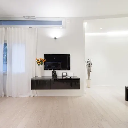 Prestige In S Maria Novella Apartament